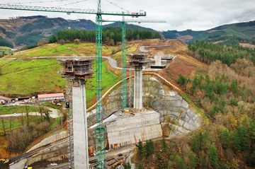 Reutilización del material al máximo y reducción del plazo de ejecución en el viaducto de Zumelegi